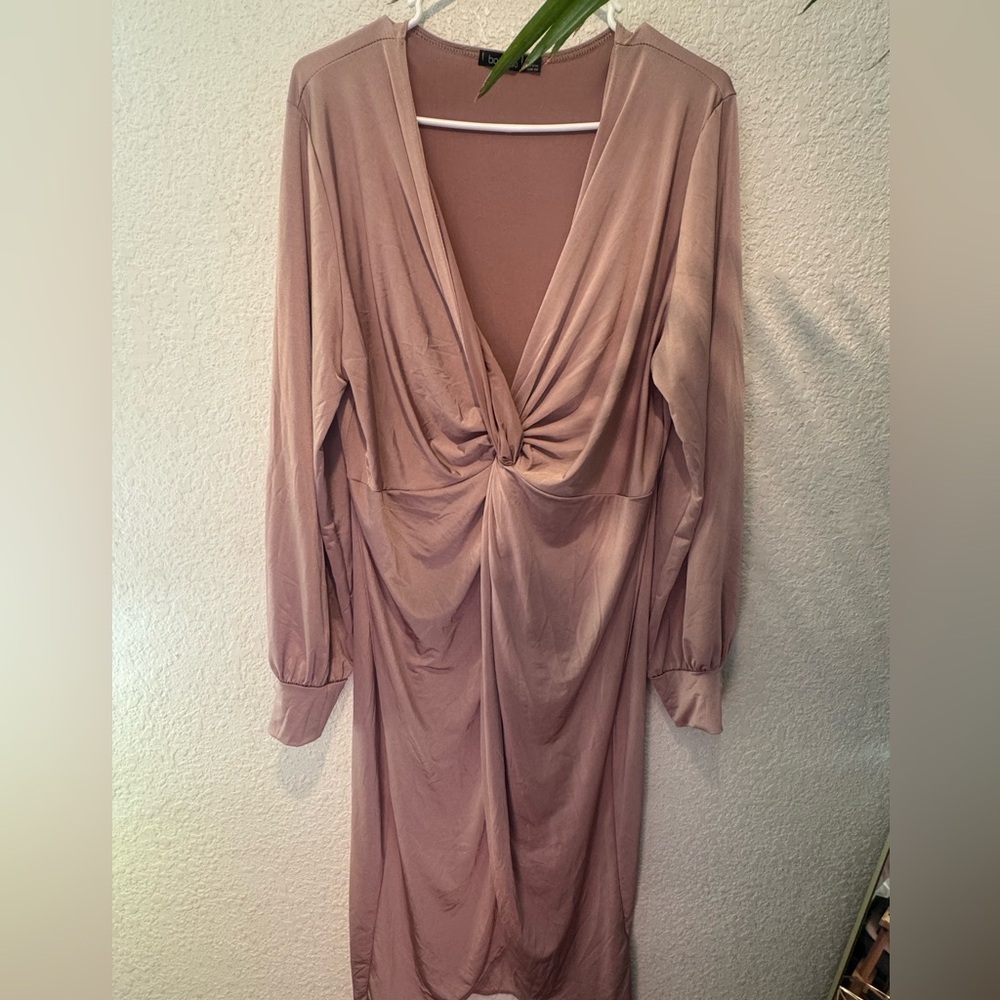 Elegant v-neck cocktail dress
